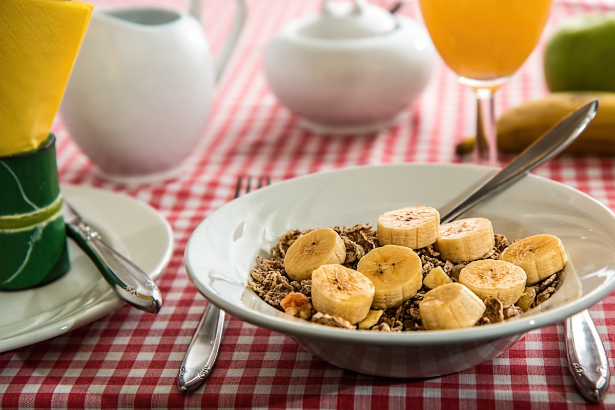 cereal_breakfast_meal_food_bowl_nutrition_morning_fruit-701015